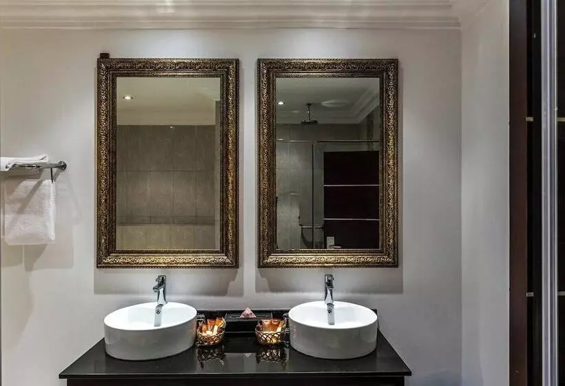 Porto Golf Hotel And Suites Kano