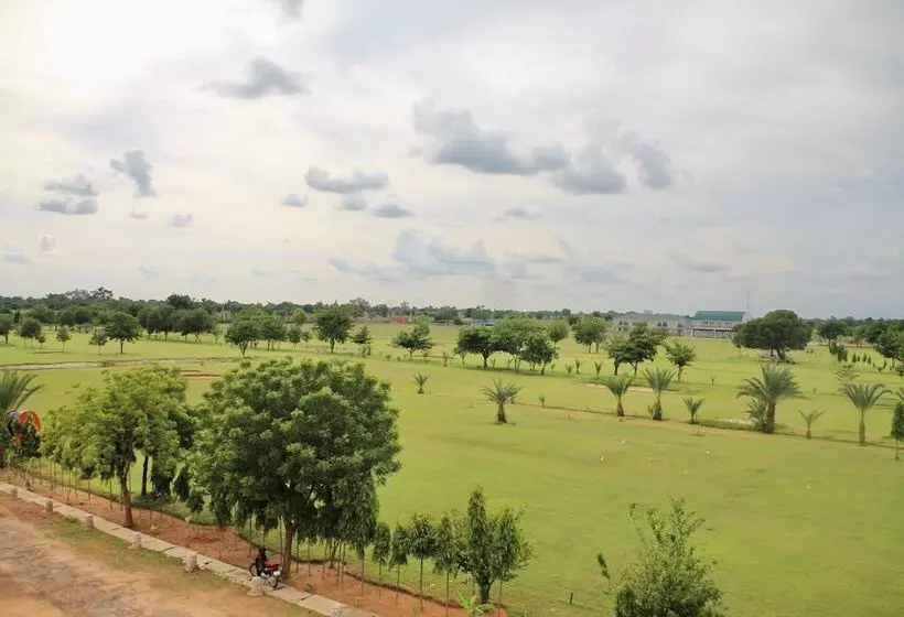 Porto Golf Hotel And Suites Kano