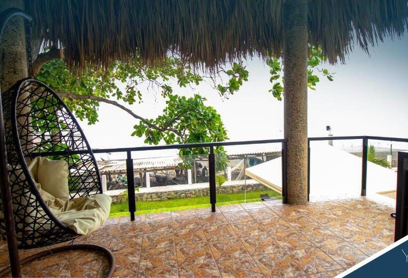 Yalí Sunzal Hotel   La Libertad