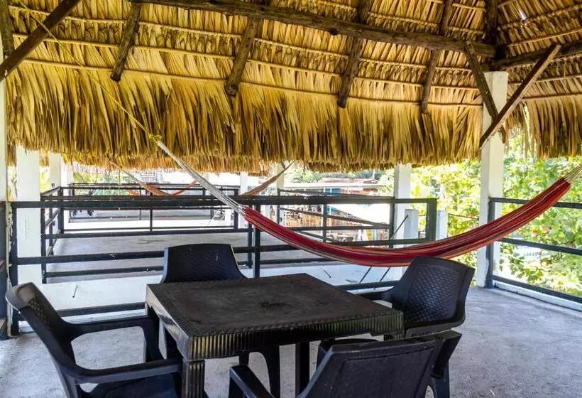 Yalí Sunzal Hotel La Libertad