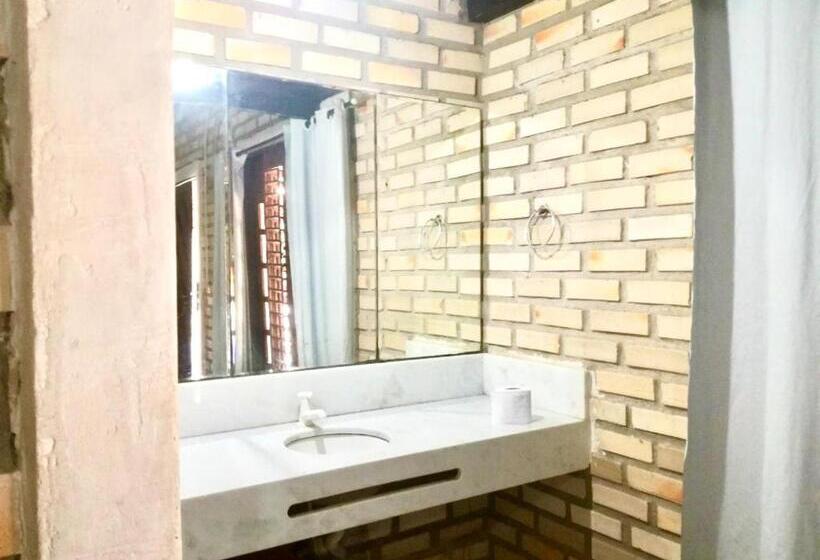 Herberge Chalés Centro Da Pipa