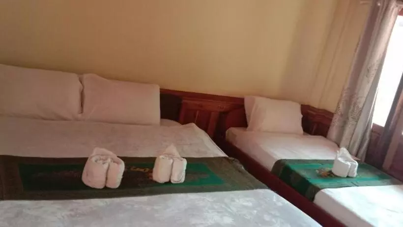 هاستل Sunrise Guest House