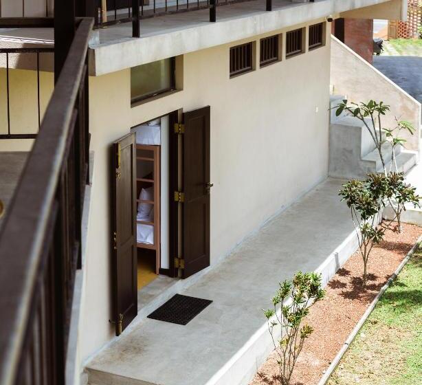 Bed and Breakfast Samba Ahangama