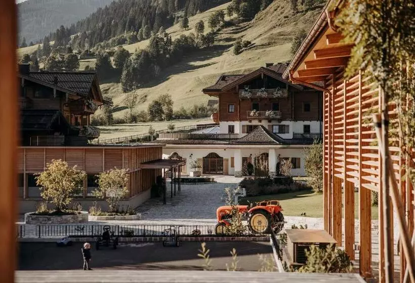 ホテル Familien Natur Resort Moar Gut