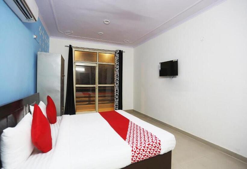 Hotel O Royal Guest House