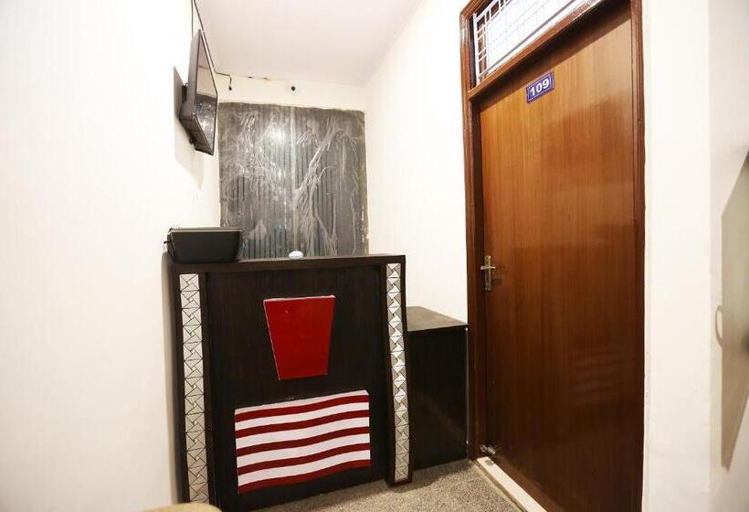 Hotel O Royal Guest House