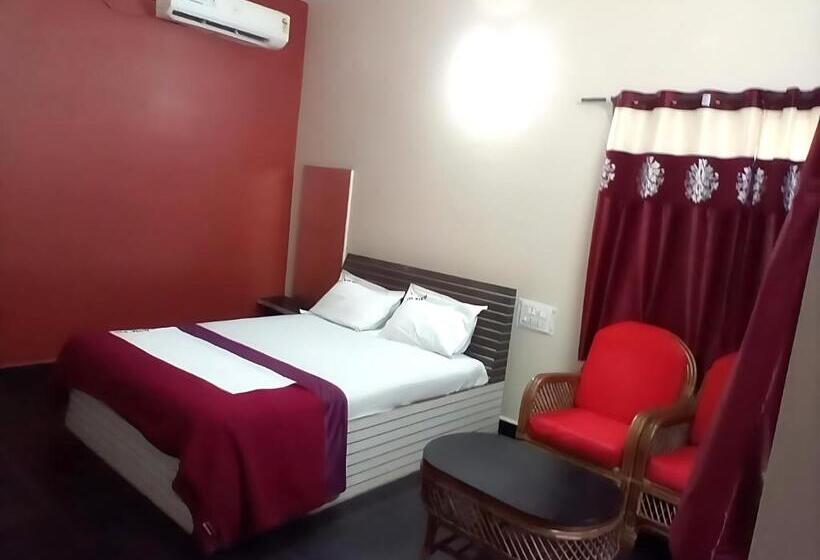 Отель Sea View Beach Stay