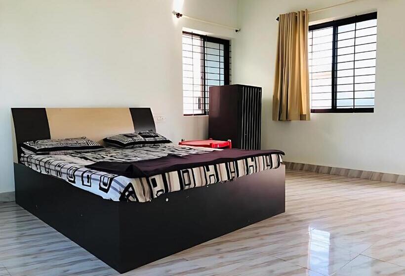 Отель Sea View Beach Stay