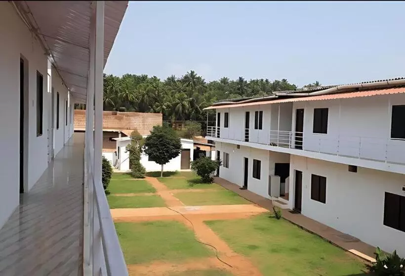 Hotelli Sea View Beach Stay