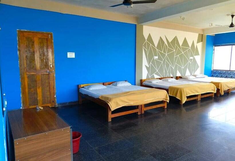 Отель Sea View Beach Stay