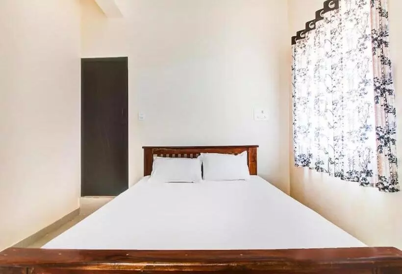 ホテル Staymaker Sri Annapoorneshwari Residency