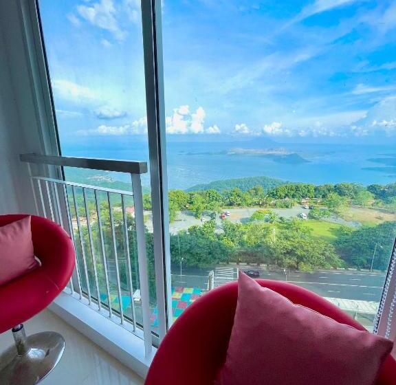 هتل Stunning Taal View Staycation In Tagaytay