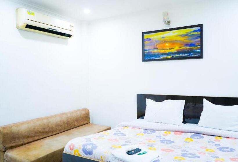 Отель Tom   Jungpura Chruch Road