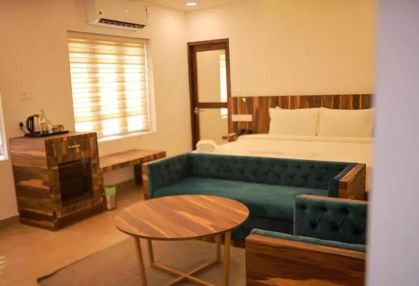 Hotelli Villa Sasha By Elixir Cliff