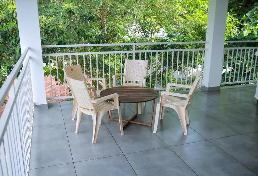 Hotelli Villa Sasha By Elixir Cliff