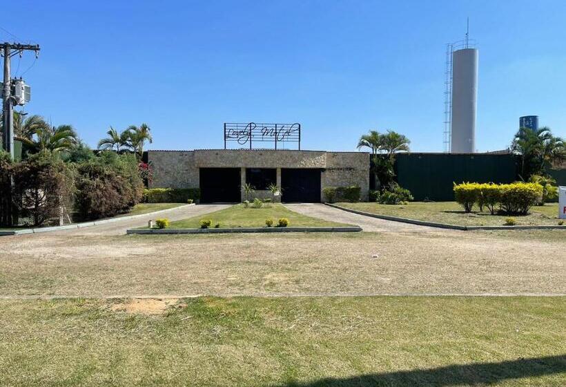 Lovely Motel   7,5km Do Santuario Nacional