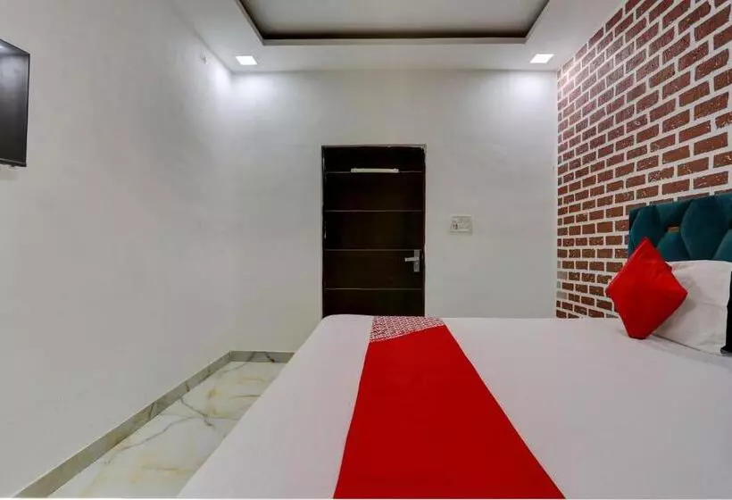 Oyo Flagship Hotel Star Blue