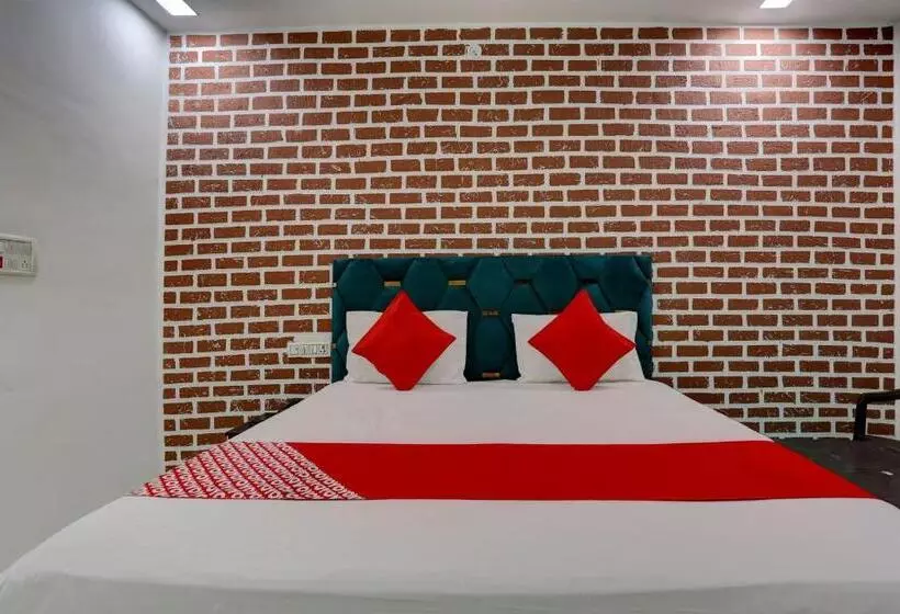 Oyo Flagship Hotel Star Blue