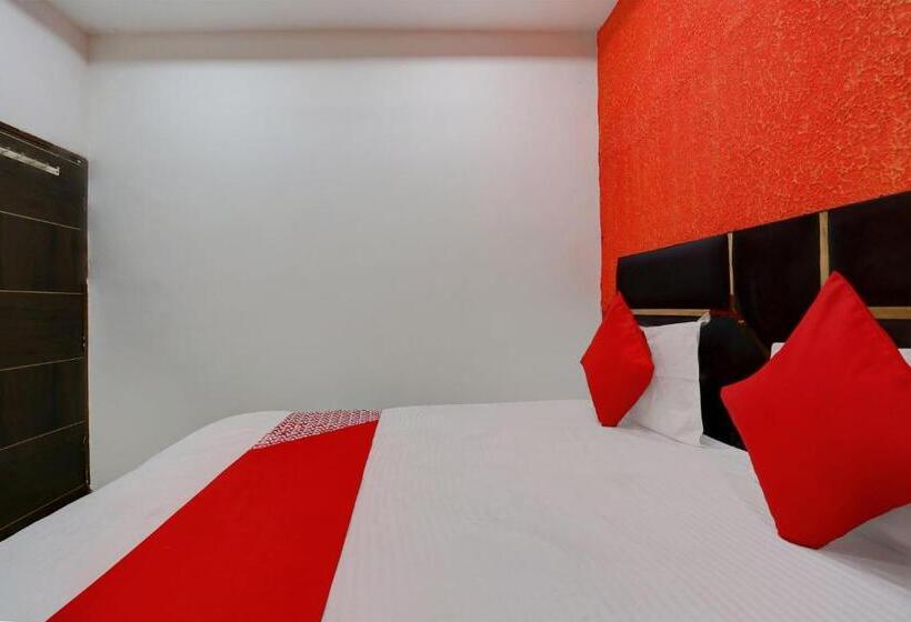 Oyo Flagship Hotel Star Blue