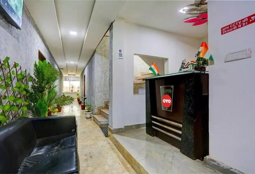 Oyo Flagship Hotel Star Blue
