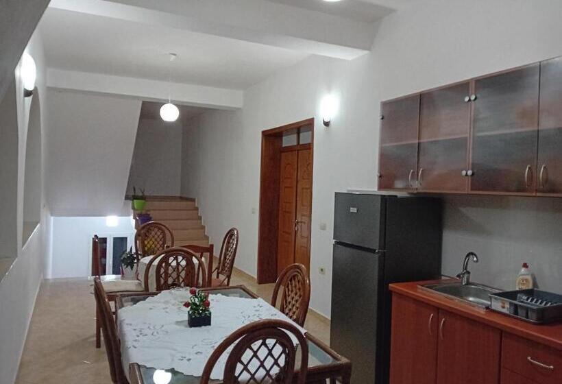 پانسیون Guest House Irvin