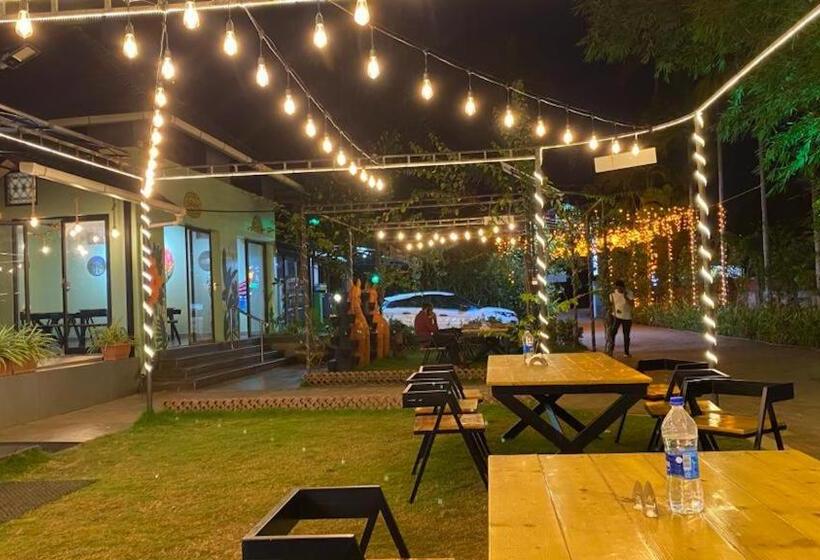 Pensão Jansons Orchard Inn