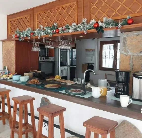 پانسیون La Caze Roche Maison D Hôtes