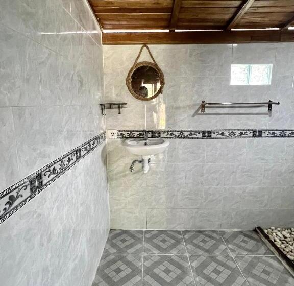 פנסיון La Villa Joglo Canggu