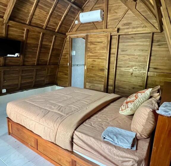 פנסיון La Villa Joglo Canggu