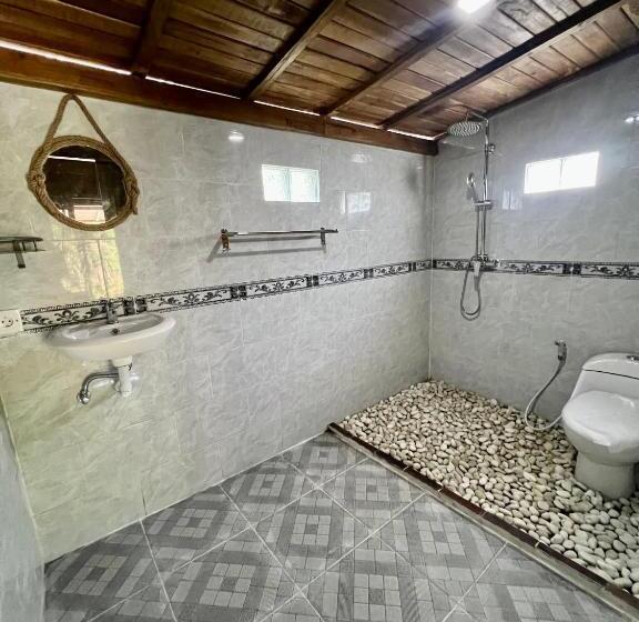 פנסיון La Villa Joglo Canggu