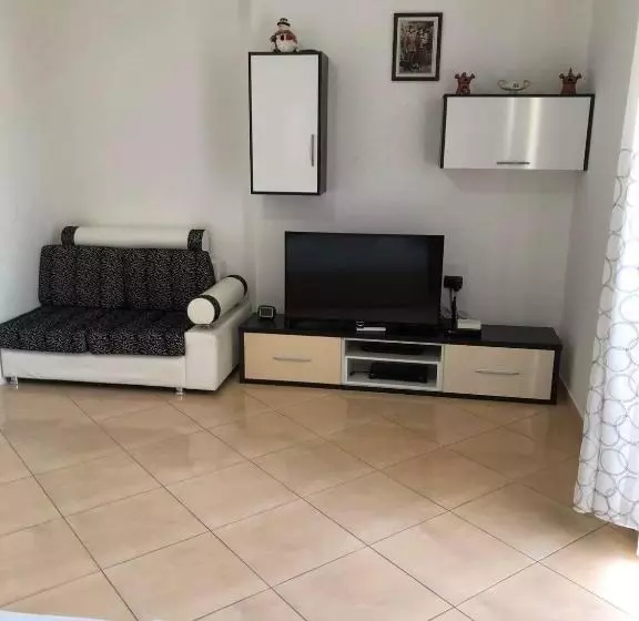 پانسیون Vila Olti