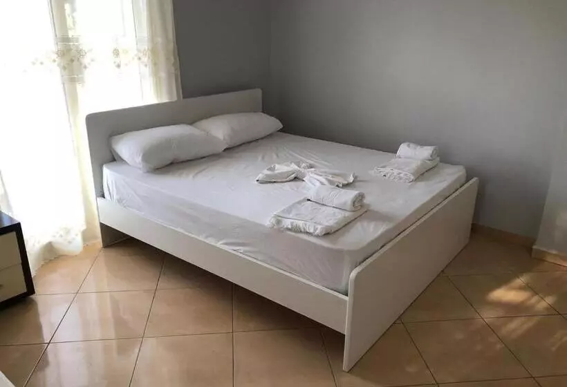 پانسیون Vila Olti