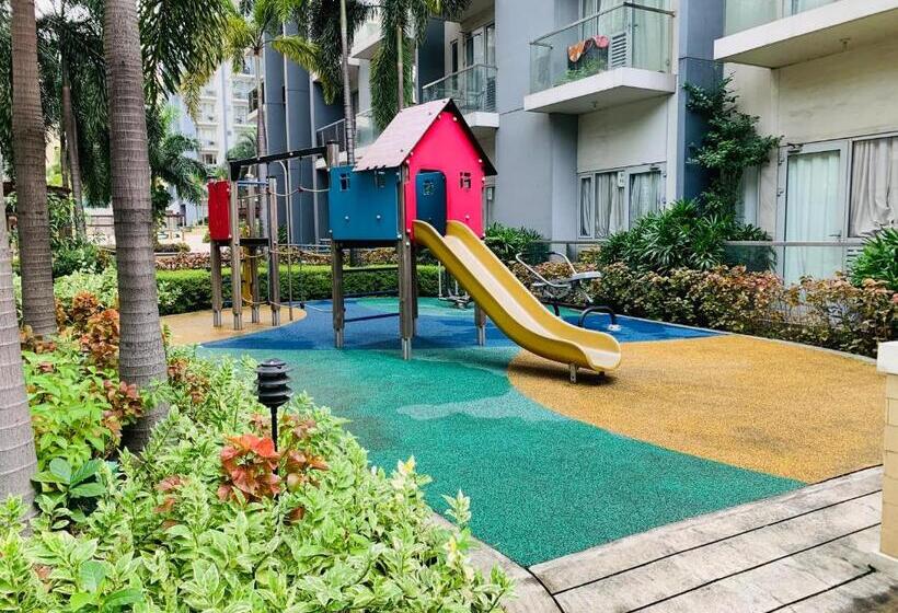 Studio 2nd Fl With Balcony Across Terminal 3 Airport
