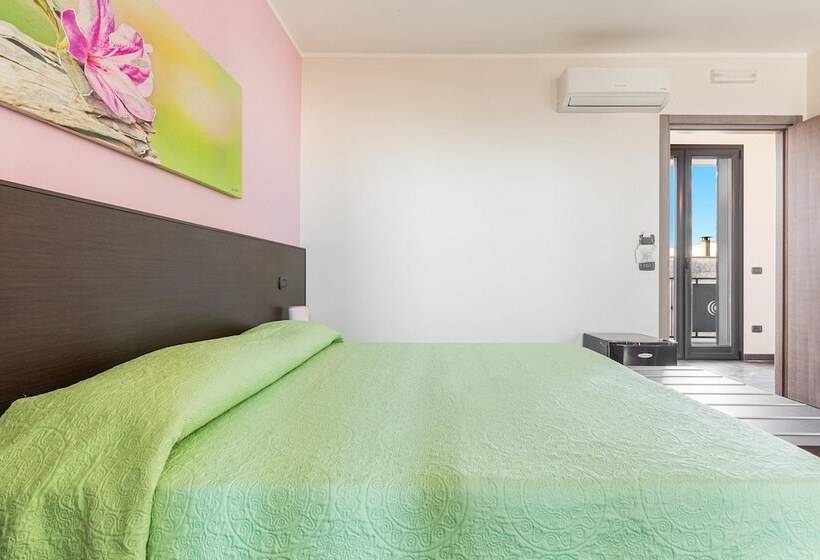 2889 B&b Terra Dei Fiori   Camera Tripla Con Balcone By Barbarhouse