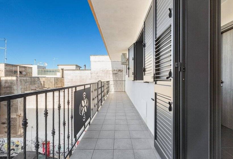 2889 B&b Terra Dei Fiori   Camera Tripla Con Balcone By Barbarhouse