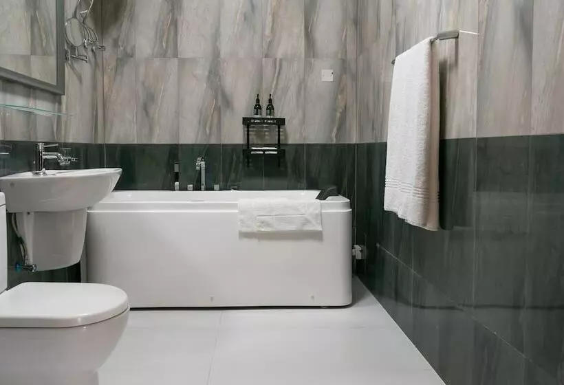 Alvanti Residences