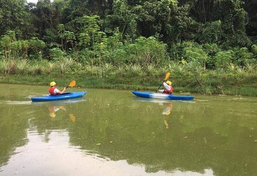 مبيت وإفطار Badul Homestay