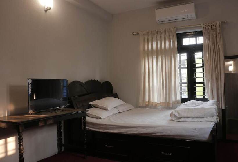 تختخواب و صبحانه Himalayan Headquarter Homestay