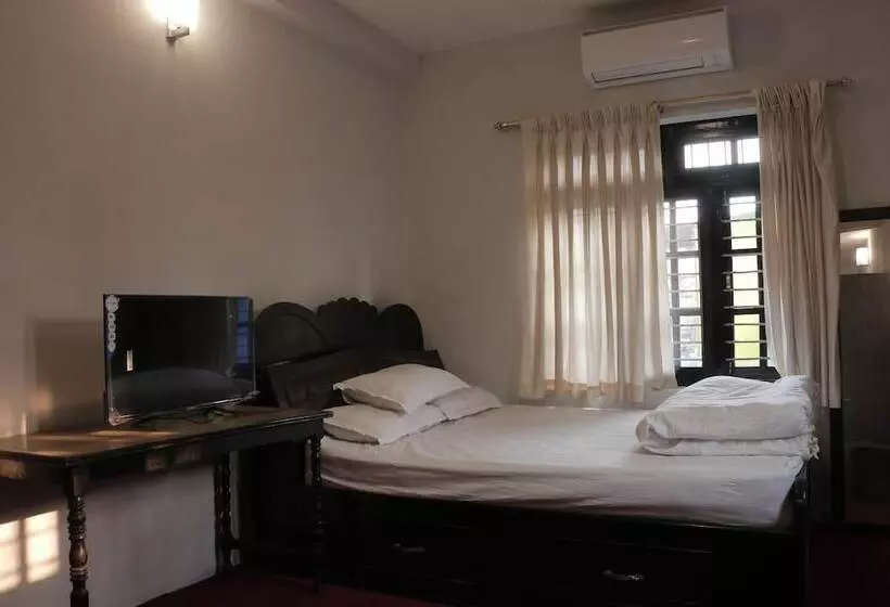 تختخواب و صبحانه Himalayan Headquarter Homestay