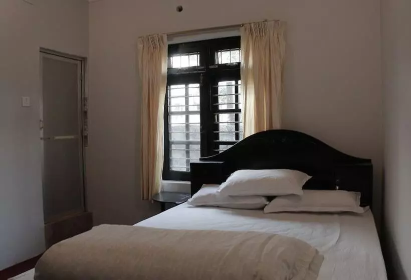 تختخواب و صبحانه Himalayan Headquarter Homestay