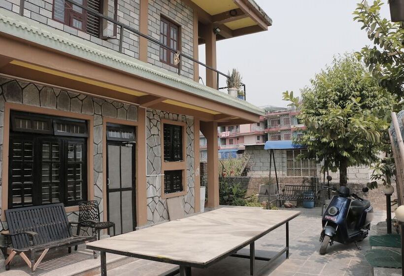 تختخواب و صبحانه Himalayan Headquarter Homestay