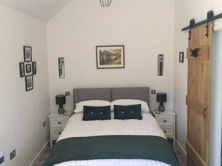 Bed and Breakfast Lakeview Studios