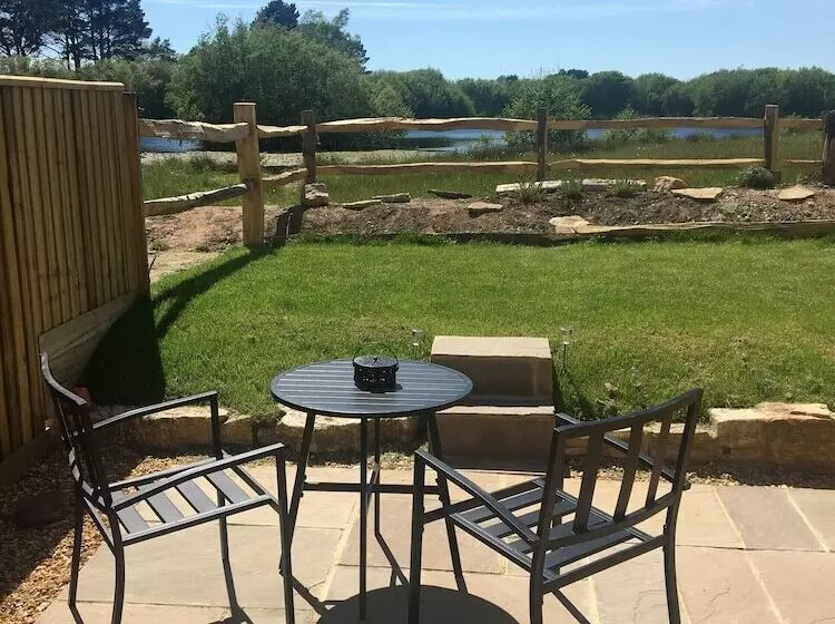 Bed and Breakfast Lakeview Studios