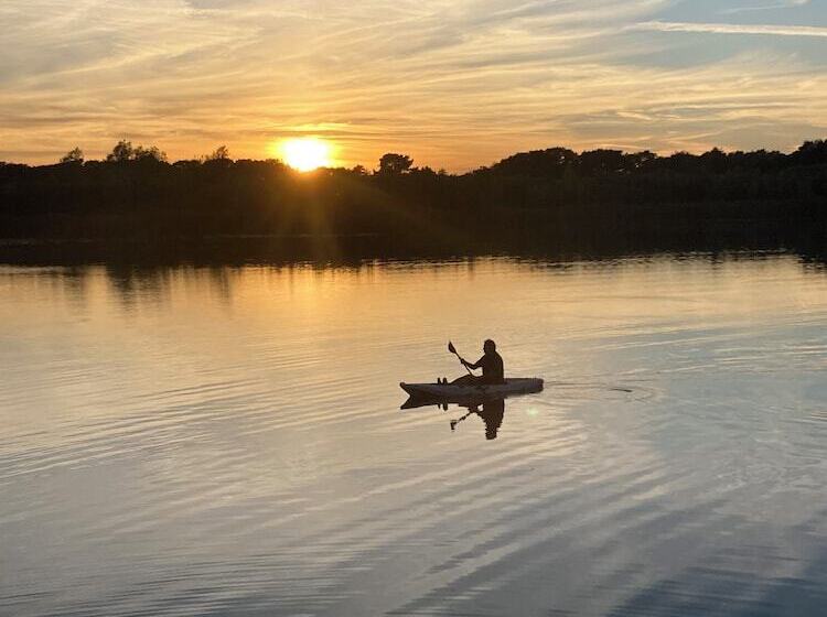 Bed and Breakfast Lakeview Studios