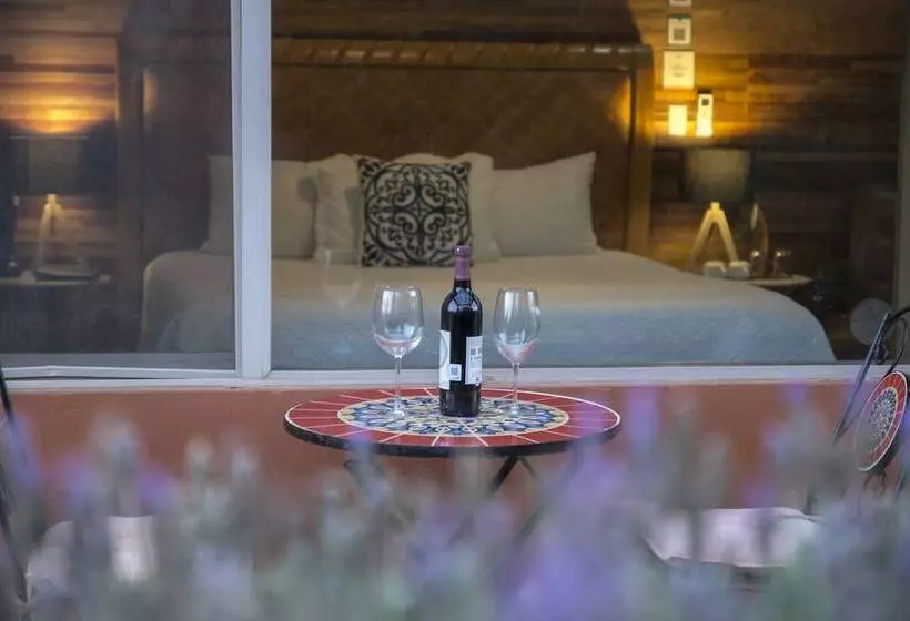 Aamiaismajoitus (B&B) Valenza Hotel Boutique