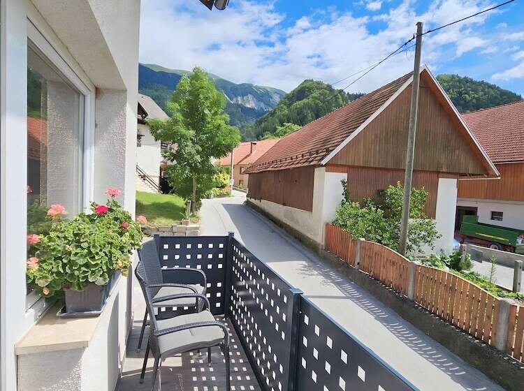 Charming Bella Hideout   Adults Only