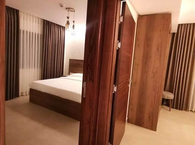 Dara Apartment