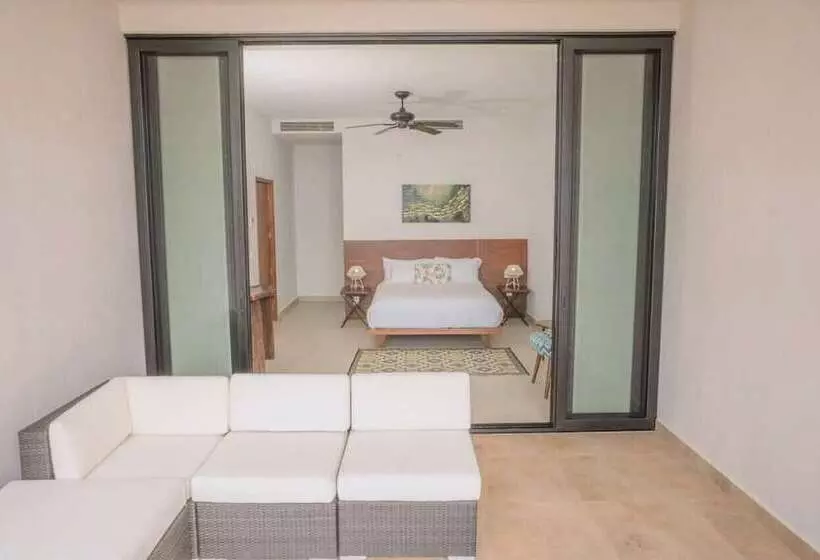 Aparthotel Eeb Ti Kaan Tulum   Luxury Condos