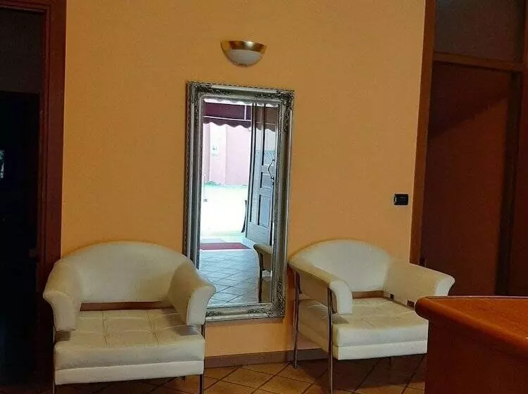 Hostelli Albergo Al Gallo