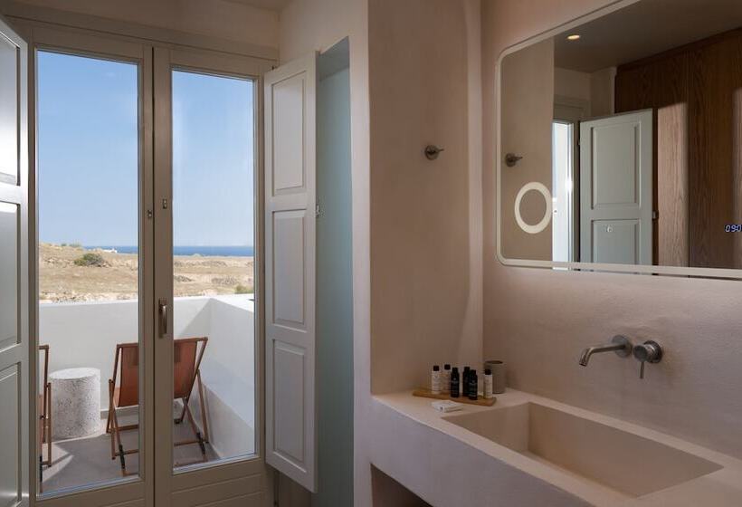 هتل Acanthus Oia Suites With Private Hot Tub